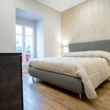 Blue Dream Suites Салерно Екстериор снимка