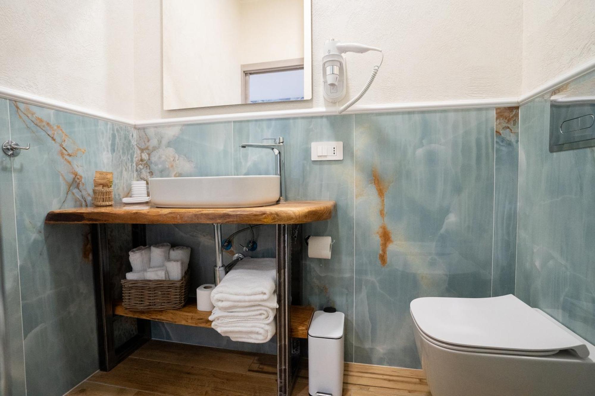 Blue Dream Suites Салерно Екстериор снимка