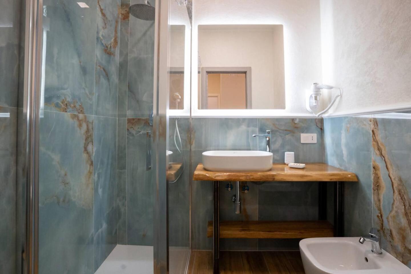 Blue Dream Suites Салерно Екстериор снимка