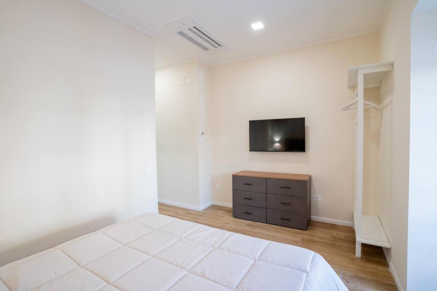 Blue Dream Suites Салерно Екстериор снимка