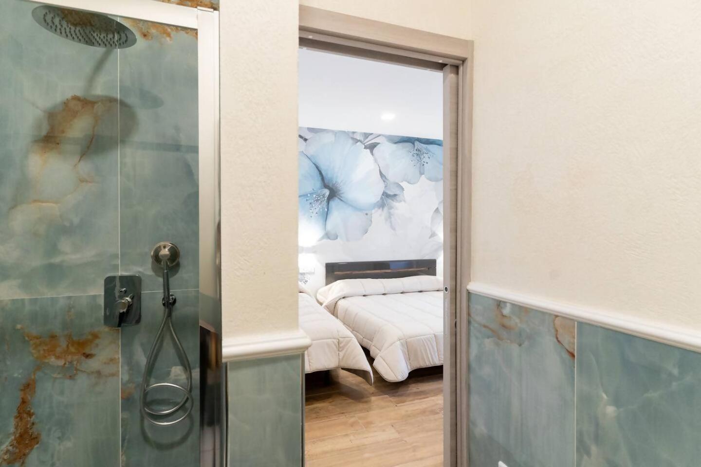 Blue Dream Suites Салерно Екстериор снимка