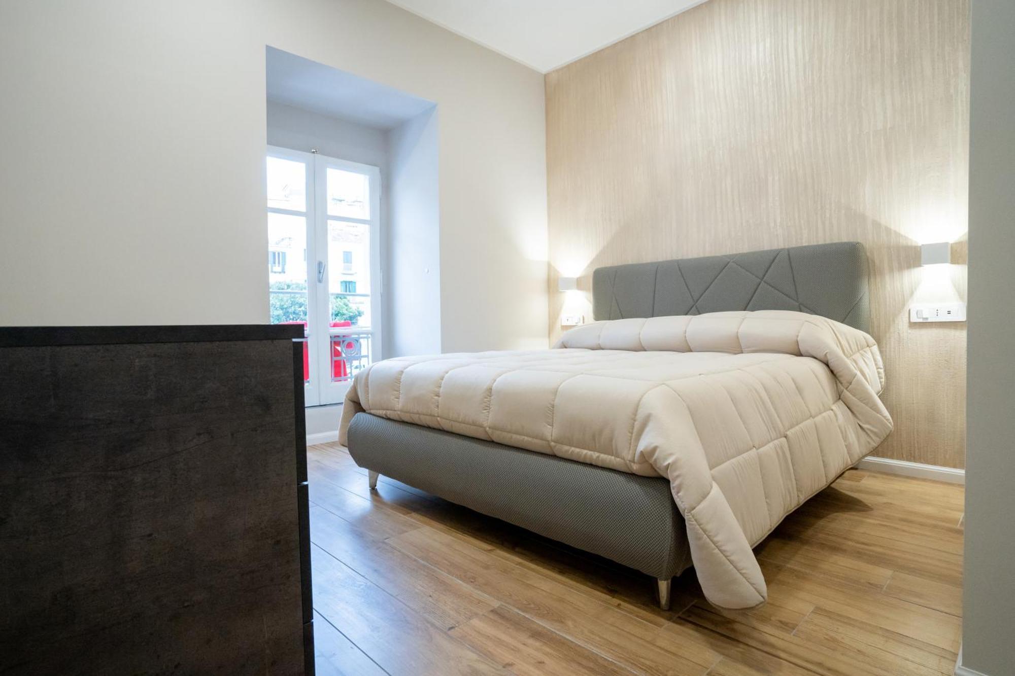 Blue Dream Suites Салерно Екстериор снимка