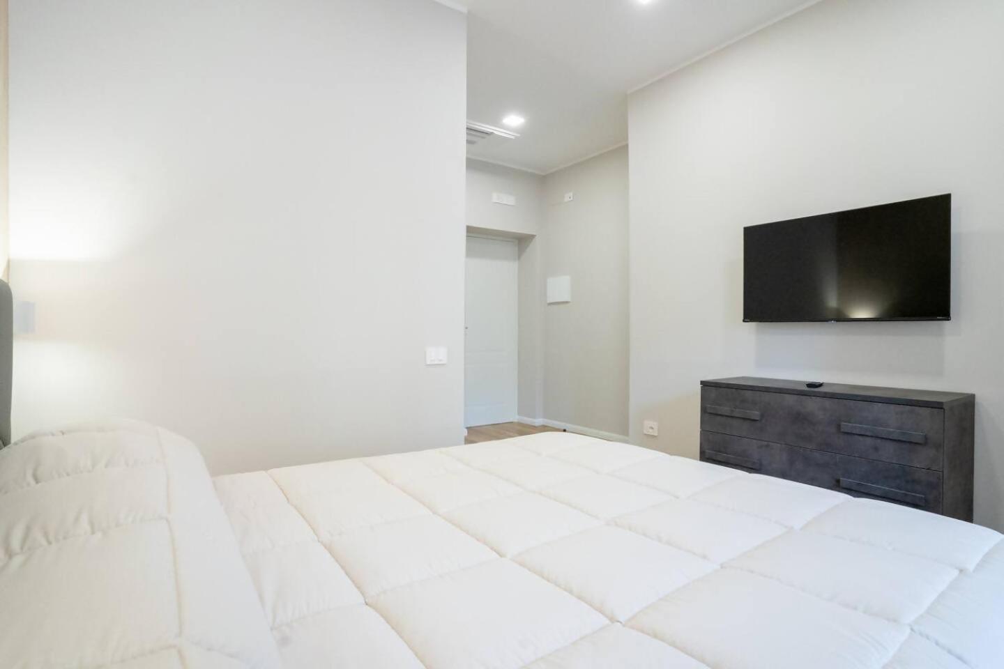 Blue Dream Suites Салерно Екстериор снимка